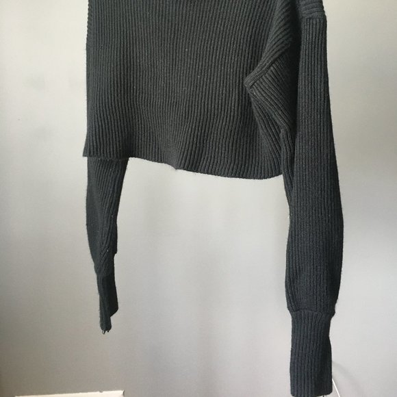 Missguided Cropped Knit Roll Turtleneck - Picture 5 of 5